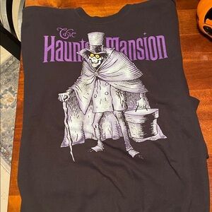 Disneyland Haunted Mansion sweatshirt size small.